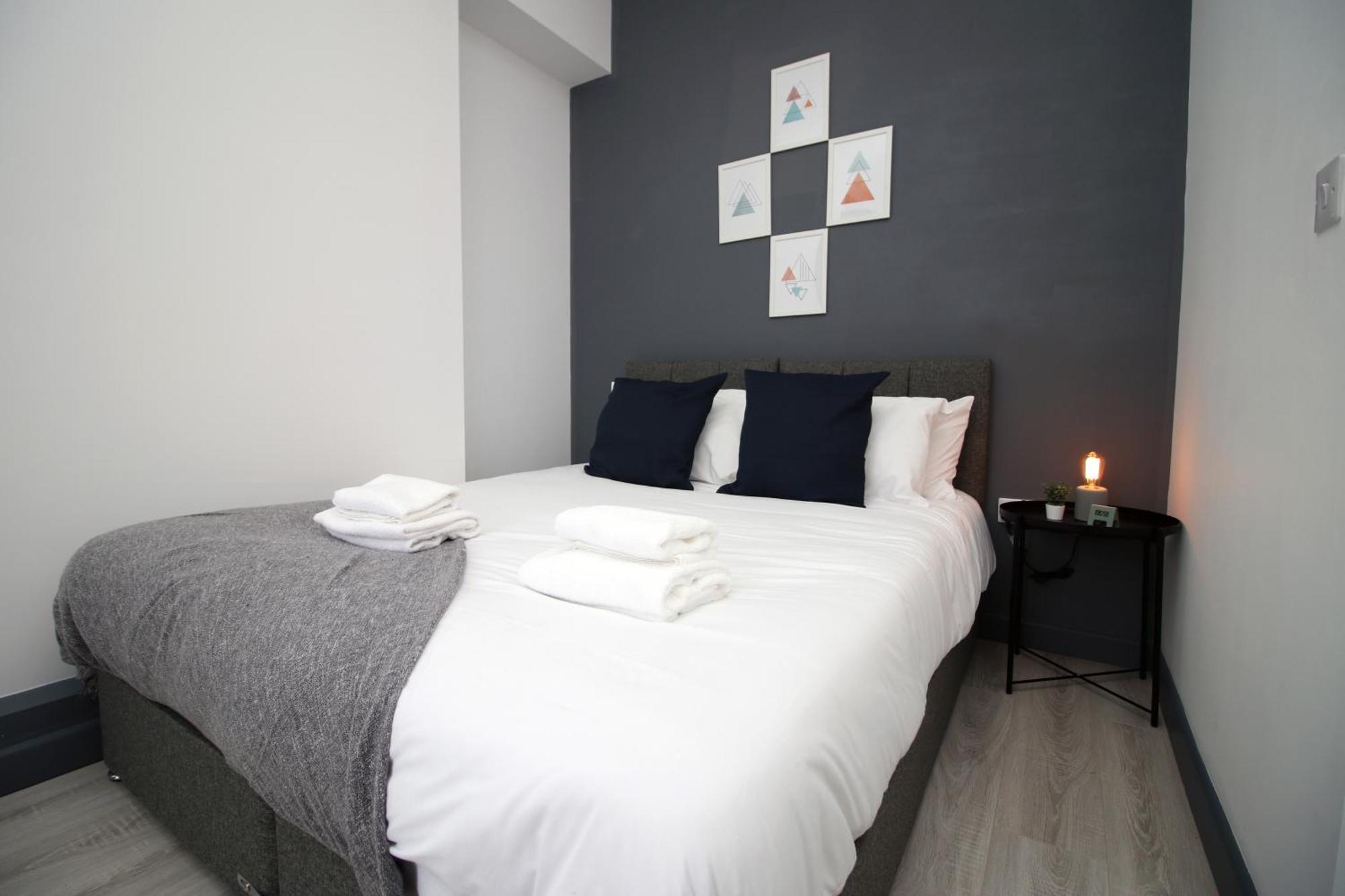 101 Walter Road Apartment *