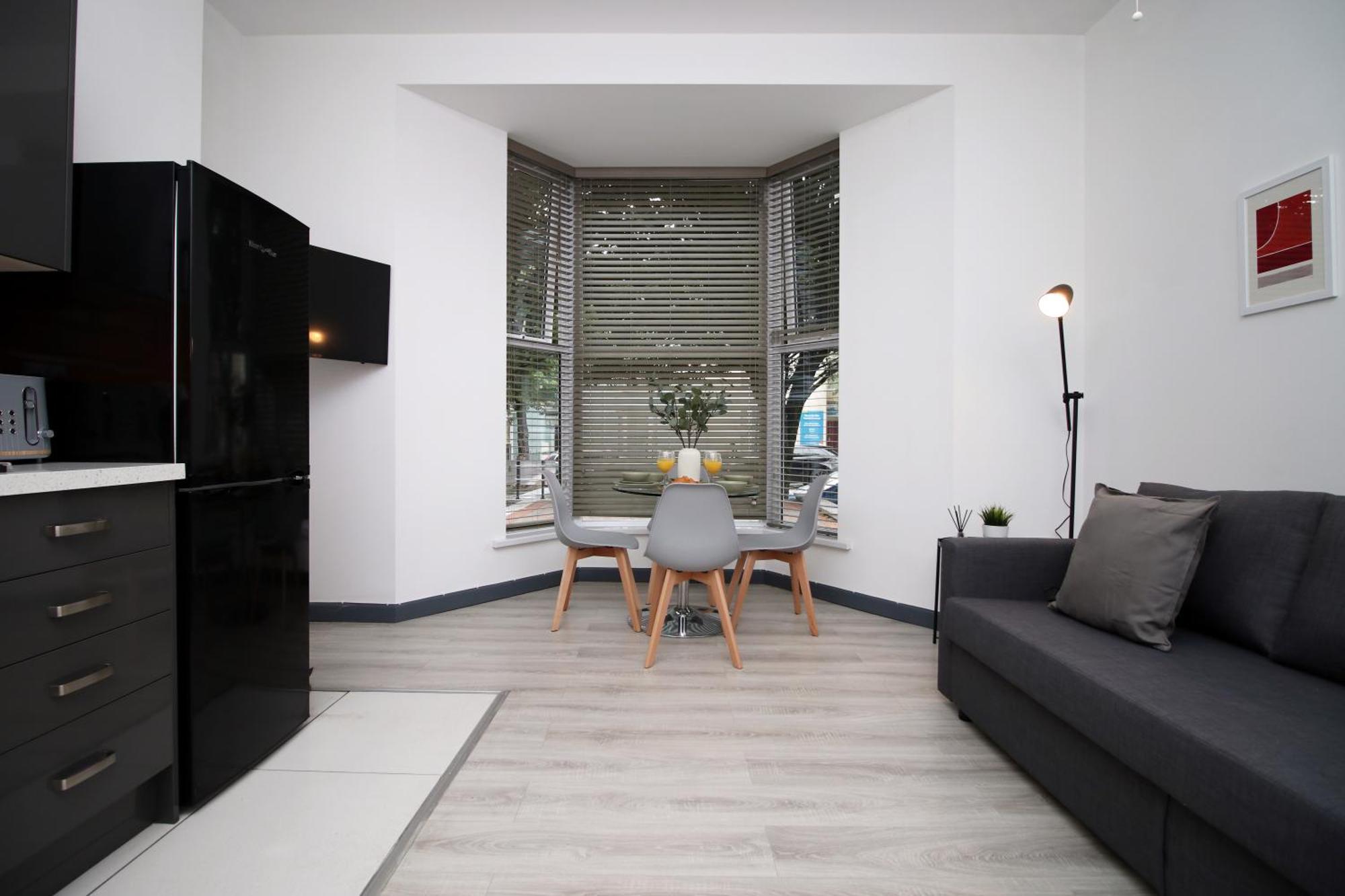 101 Walter Road Apartment
